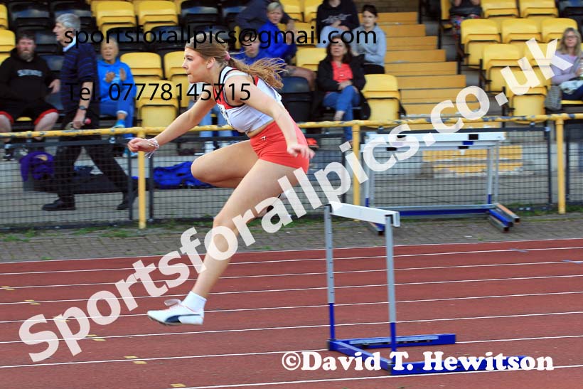 Hurdles, 2023 NEGP 6 Monkton.  Photo: David T. Hewitson/Sports for All Pics